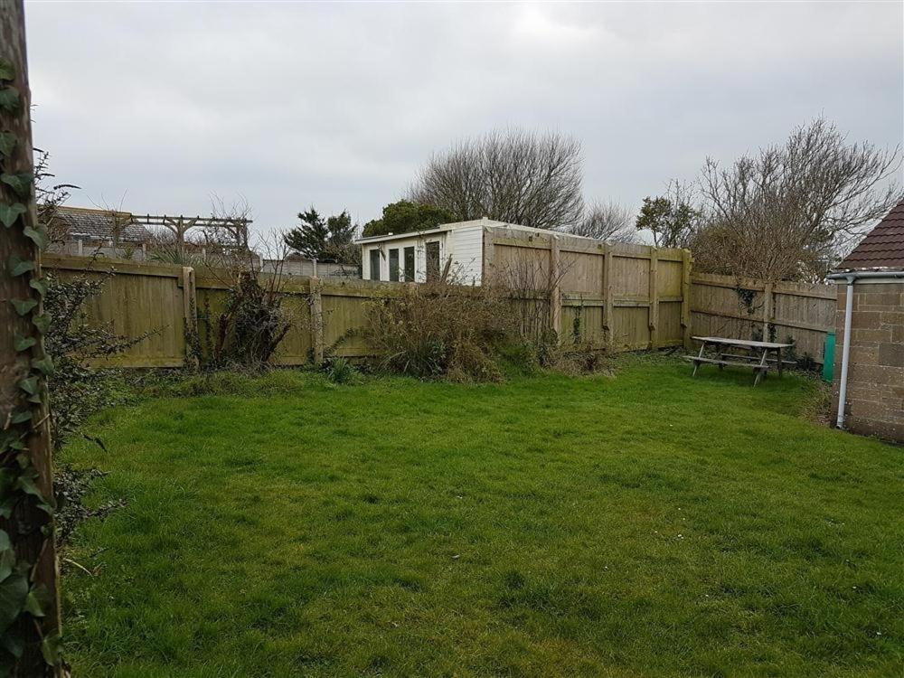 Hillview Bungalow Burton Bradstock Exterior photo